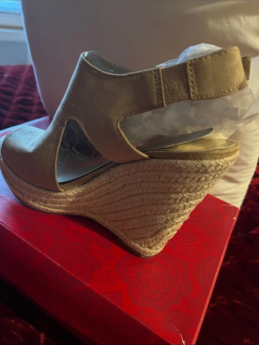 Carlos Santana Malor Wedge in Brûlée Sz 8 NEW